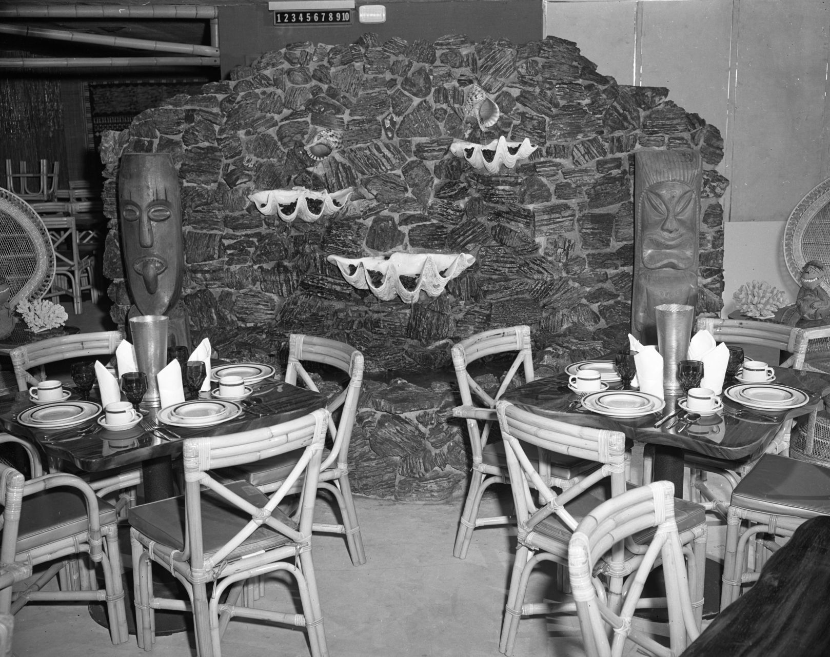 Kon Tiki restaurant
